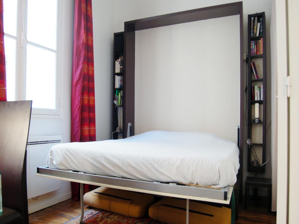 Apartment Louvre Paris Room photo